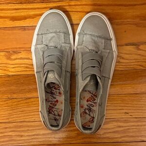 Blowfish Light Gray Casual Sneakers